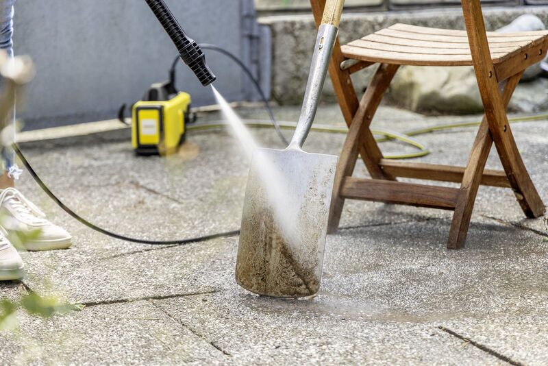 Kärcher Mobile Outdoor Cleaner OC 6-18 cordless medium-pressure cleaner without battery | yellow/black 2