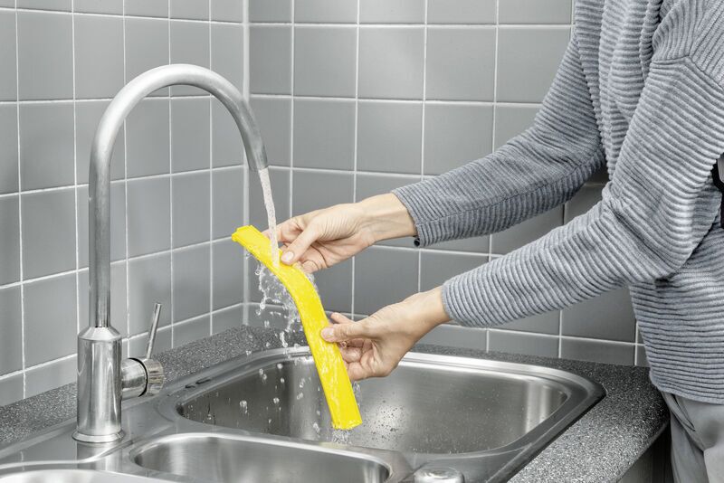 Kärcher WV 4-4 Plus akumulátorový čistič oken bez baterie | černá/bílá 2