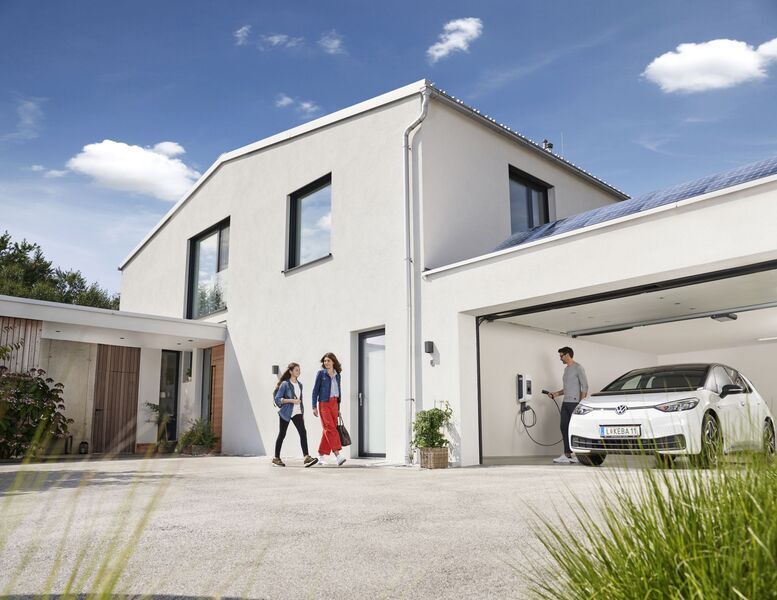 KEBA KeContact P30 c-series EN Type2 22kW-RFID-RG Boîte de chargement + 6 m de câble de recharge | blanc 4