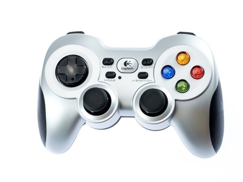 Logitech F710 Wireless Gamepad | silber/schwarz 2