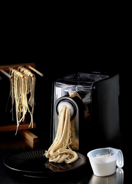 MasterPRO BGMP-9139 Electric pasta machine by Carlo Cracco | black/silver 5