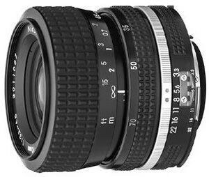 Nikon 35-70mm 3.3-4.5 | black 1