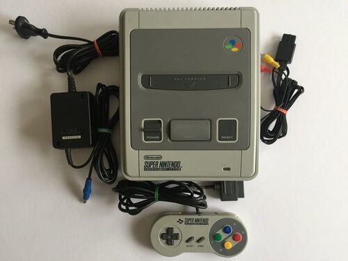 Super Nintendo Entertainment System (SNES)