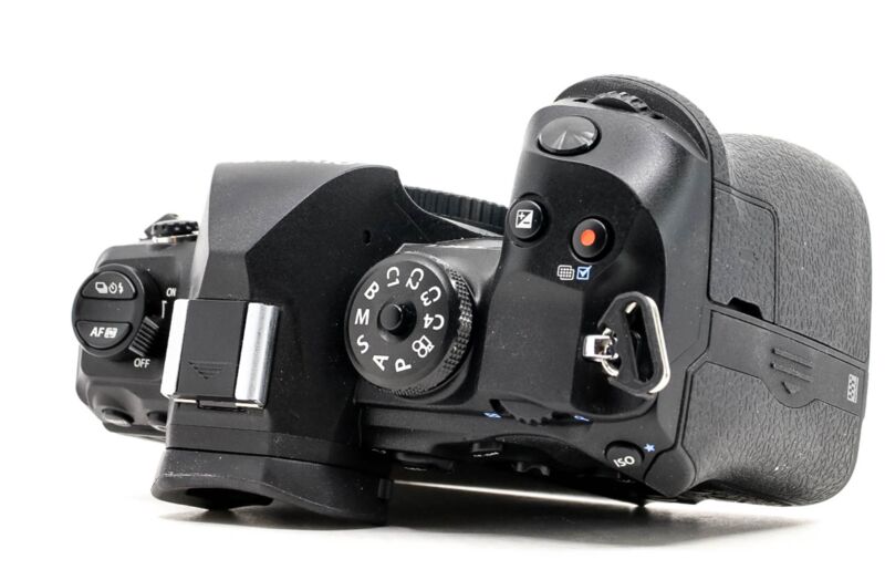 Olympus OM System OM-1 | black 3