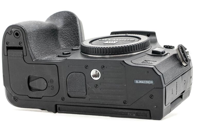 Olympus OM System OM-1 | black 4