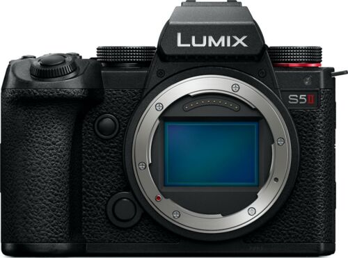 Som Ny: Panasonic Lumix DC-S5II | svart