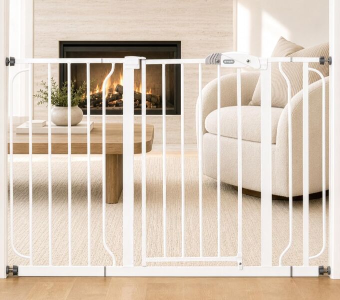 Regalo Easy Step Safety Gate | white, image 1 of 1