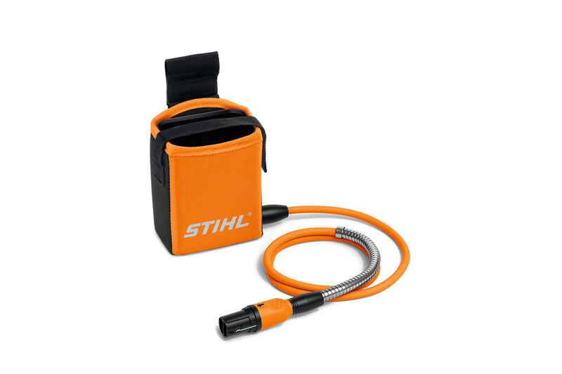 STIHL KMA 130 R Akku-Kombimotor im Set mit Gürteltasche AP mit Anschlussleitung und AP 300S | orange/grau/schwarz 2