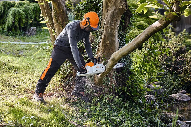 STIHL MSA 220 C-B Motosserra sem fio | laranja/cinzento/preto 3