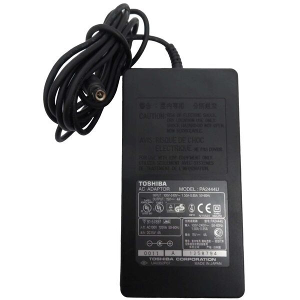 Toshiba PA2444U Netzteil | schwarz | 60 W 1