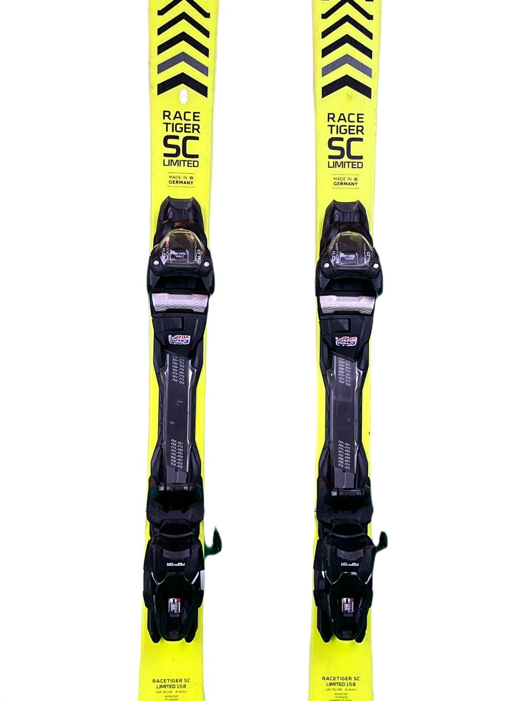 Völkl Racetiger SC (2022) - Expert Alpine Skis