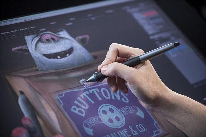 Wacom Cintiq 27QHD | 27" | Touch | incl. standaard | Stylus | Afstandsbediening | zwart 3